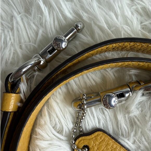 Coach Hang Tag and Replacement Strap - Picture 6 of 9